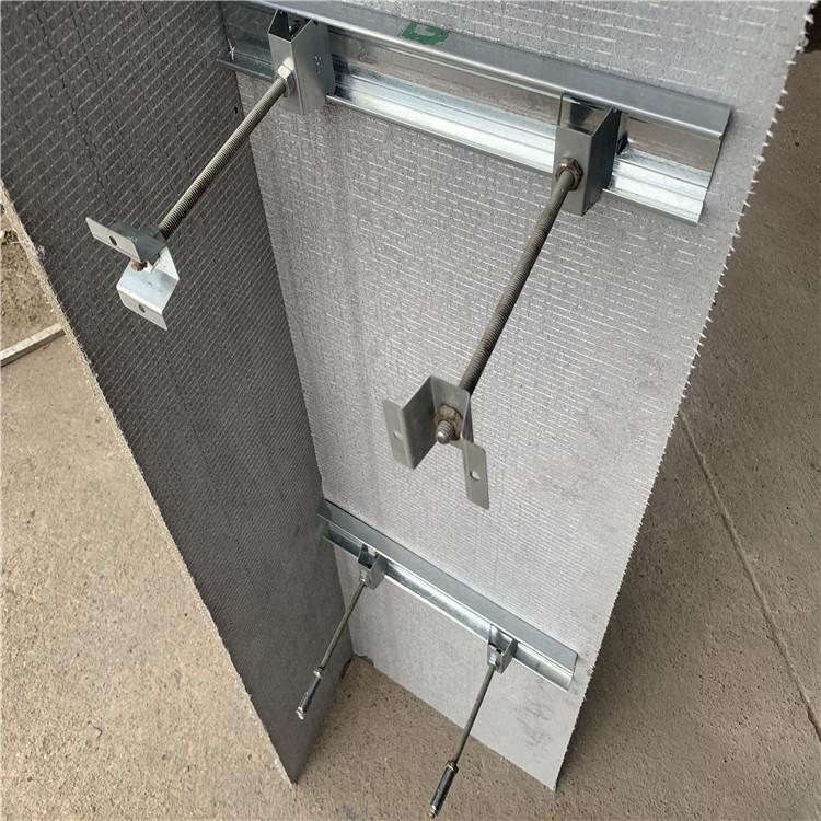 包(bāo)立管,包管廠家(jiā),橡塑隔音(yīn)棉 包立管,包管(guǎn)廠家,橡塑隔音棉